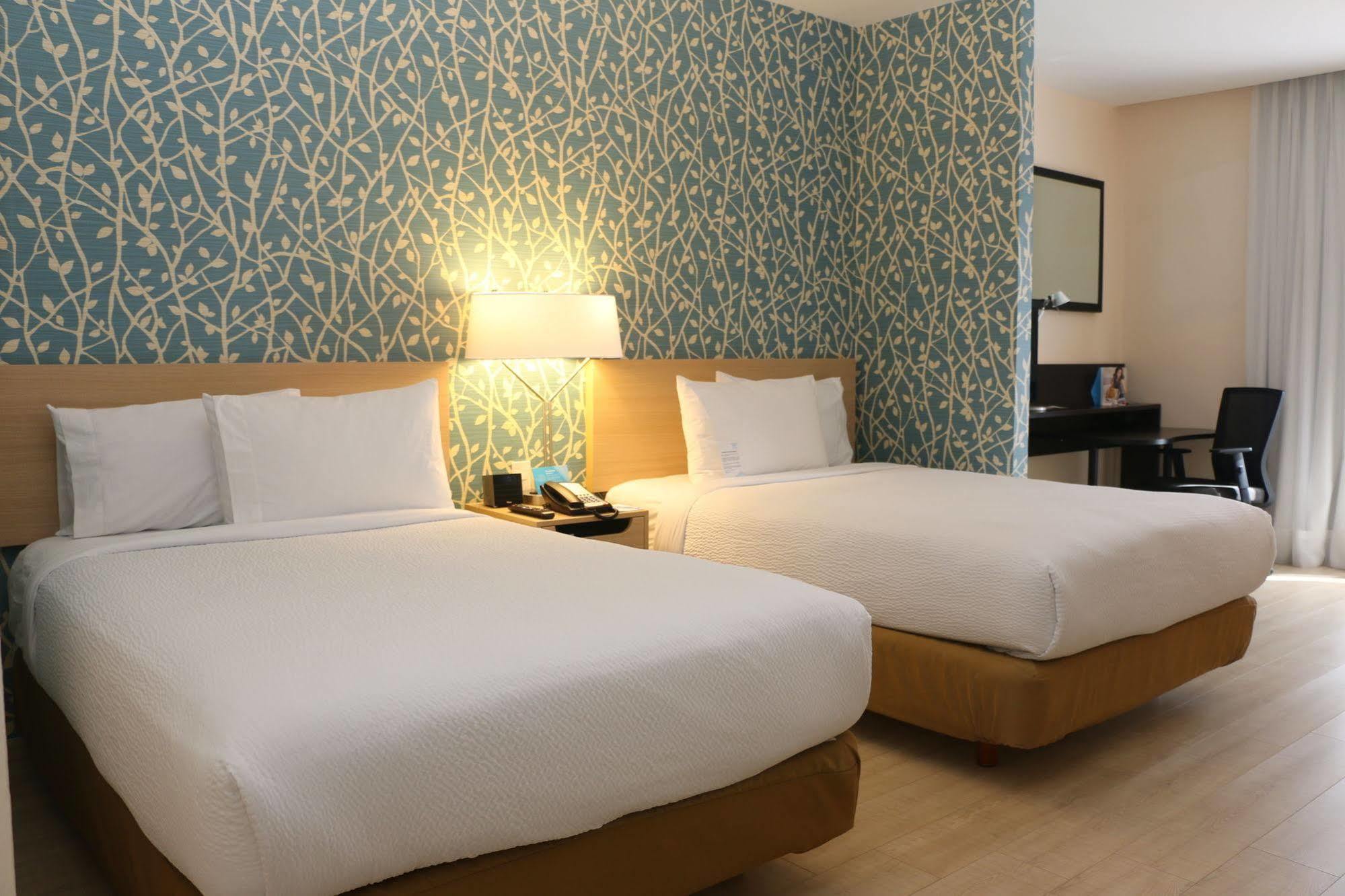 Fairfield Inn&Suites Queretaro Juriquilla Extérieur photo